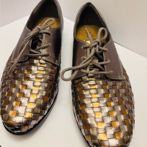 Trotters "Lizzie" oxford flats